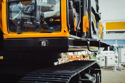 🏆Transpol - Wynajem Dźwigów, Podnośników Płock, Montaż Reklam, Podnośniki Koszowe